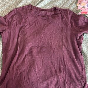 Old Navy Women's Crewneck Tee in Plum